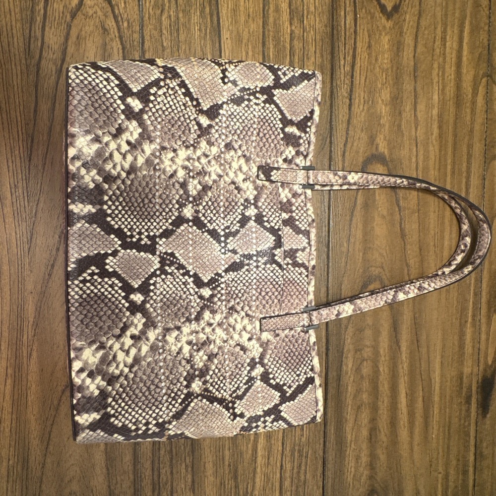 Michael Kors Women's Snakeskin Tote Handbag Purse - Picture 5 of 11